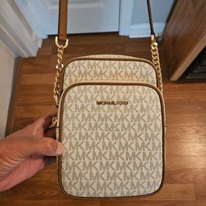 ☆Authentic☆Michael Kors Crossbody Bag